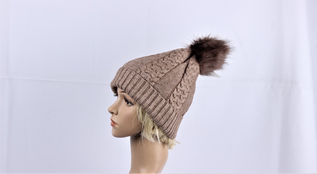 Head Start best selling cashmere fleece lined cable beanie beige STYLE : HS/4505 image 0